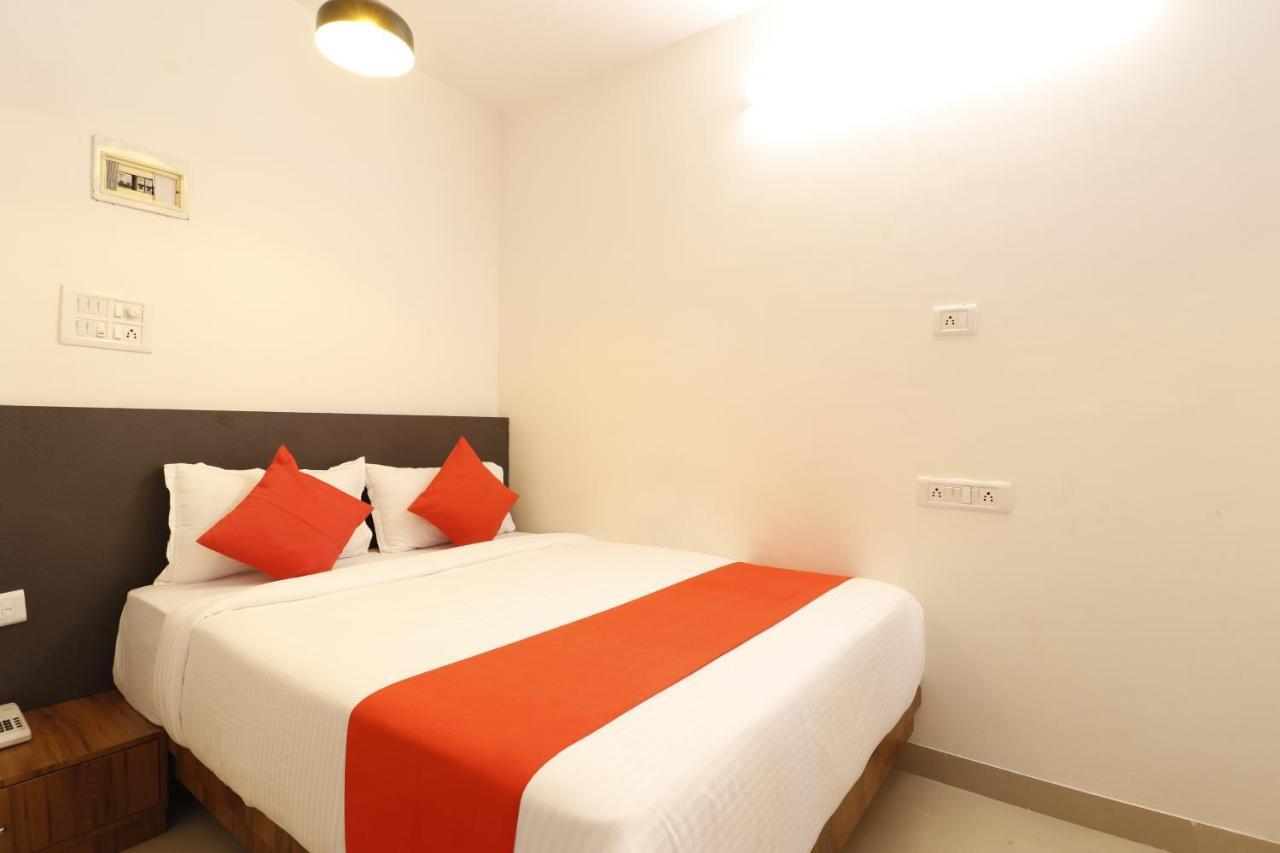 Hotel Crystal Inn Mumbai Eksteriør bilde